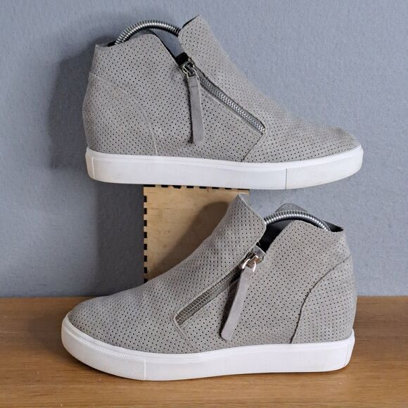 Steve Madden Women 9.5 Caliber Wedge Ankle Sneaker Gray Bootie Leather - Picture 4 of 11